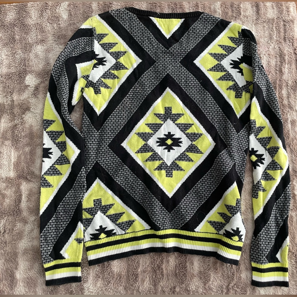 Forever21 Colorful Geometric Sweater - Picture 5 of 7